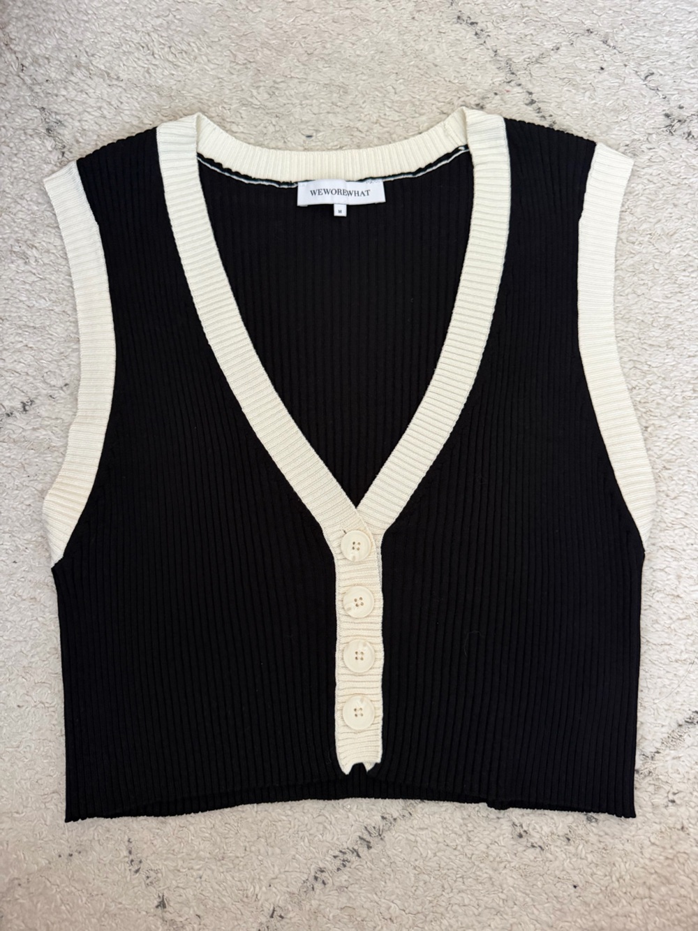 WeWoreWhat Black Ribbed V-Neck Crop Sweater Tank with Cream Trim and Buttons